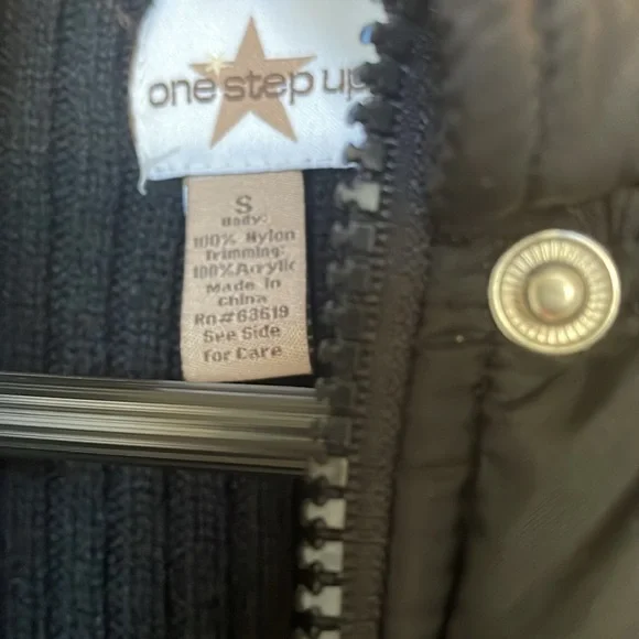 Vintage style front zipper/snap buttons moto jacket!Very stylish!Great condition - Picture 4 of 5